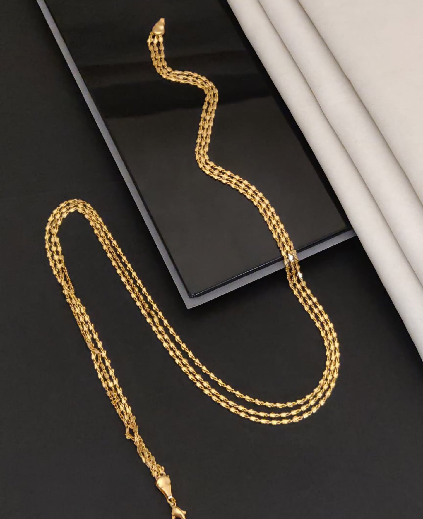 Textured Gold Chain Necklace
