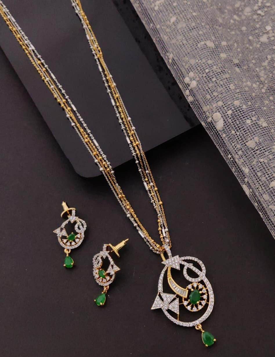 Emerald Moon Crystal Pendant Set