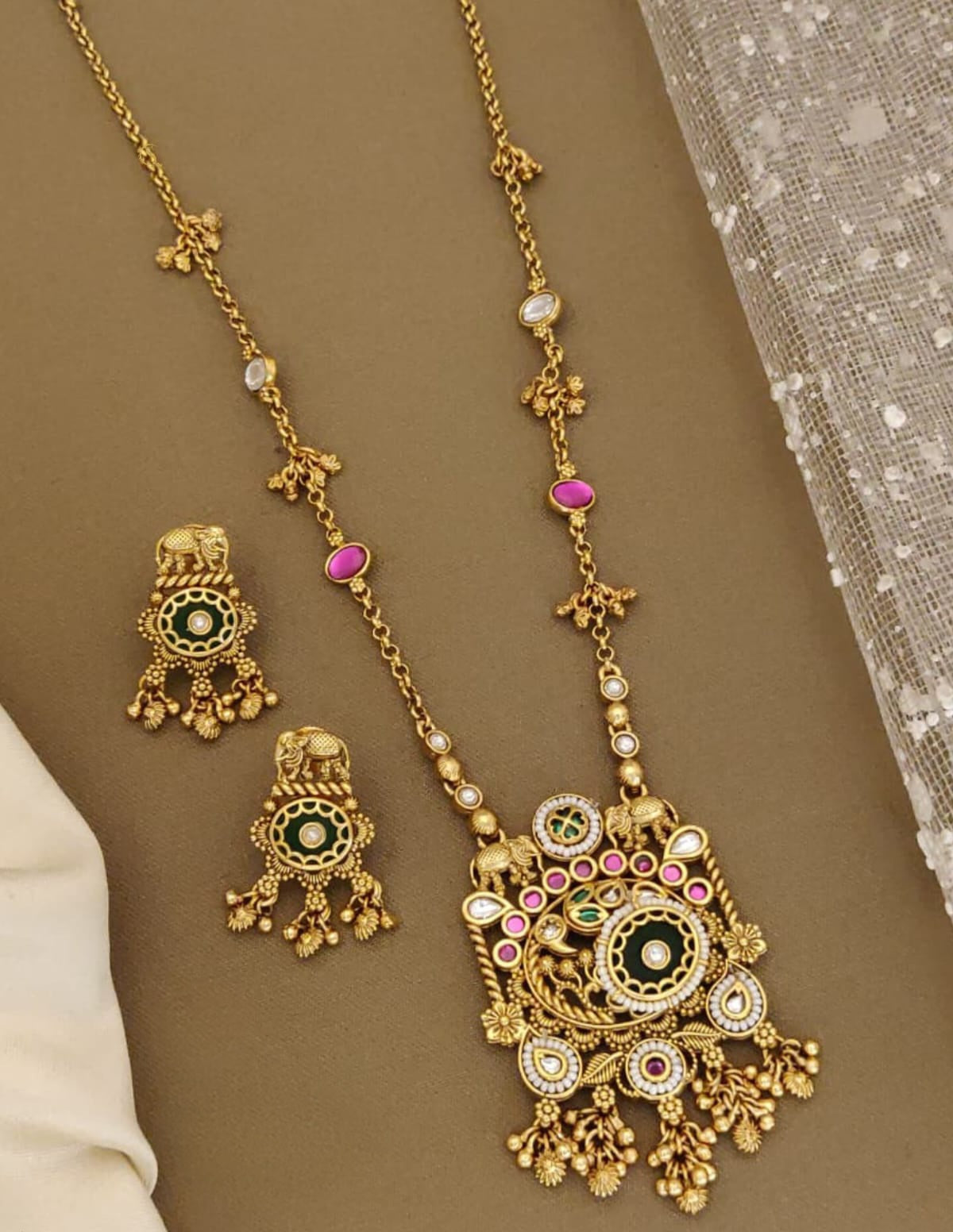 Green Pink Kundan Antique Pendant Set