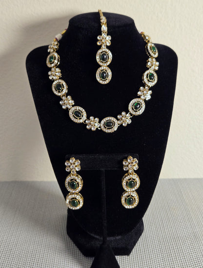 Floral Emerald Kundan Set