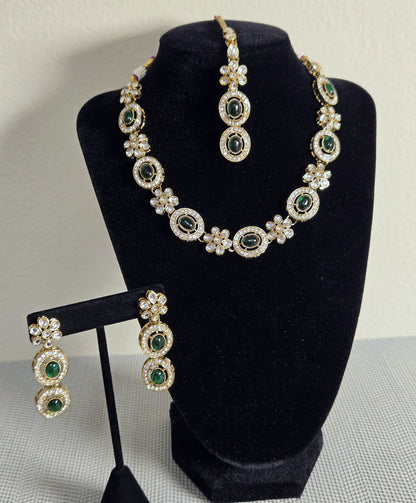 Floral Emerald Kundan Set