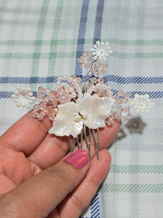 Elegant Ivory Leaf & Pearl Hair Comb