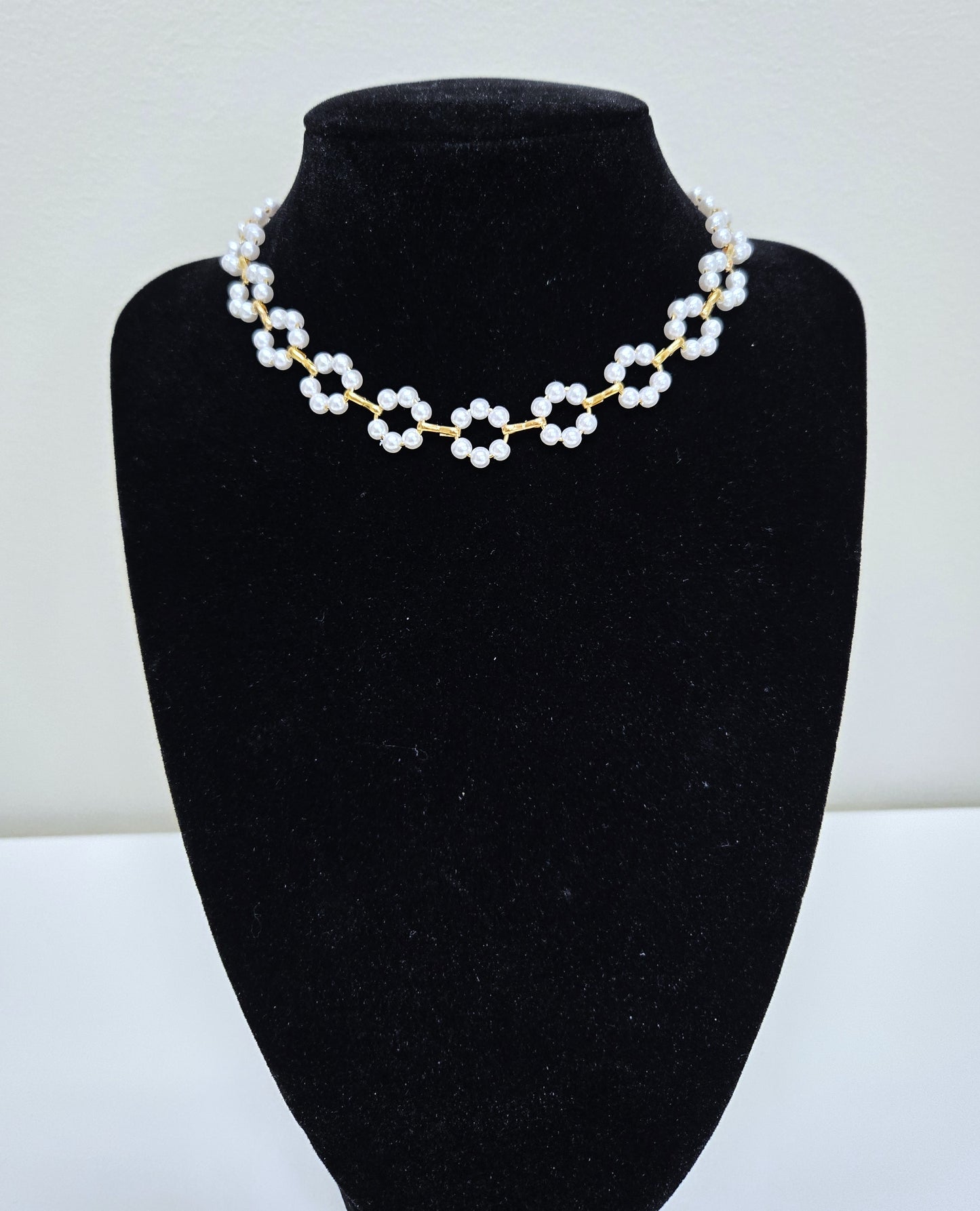Floral Pearl Choker Necklace