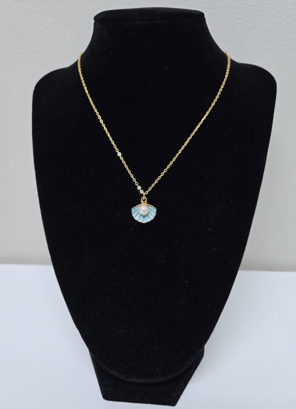 Ocean Pearl Shell Necklace