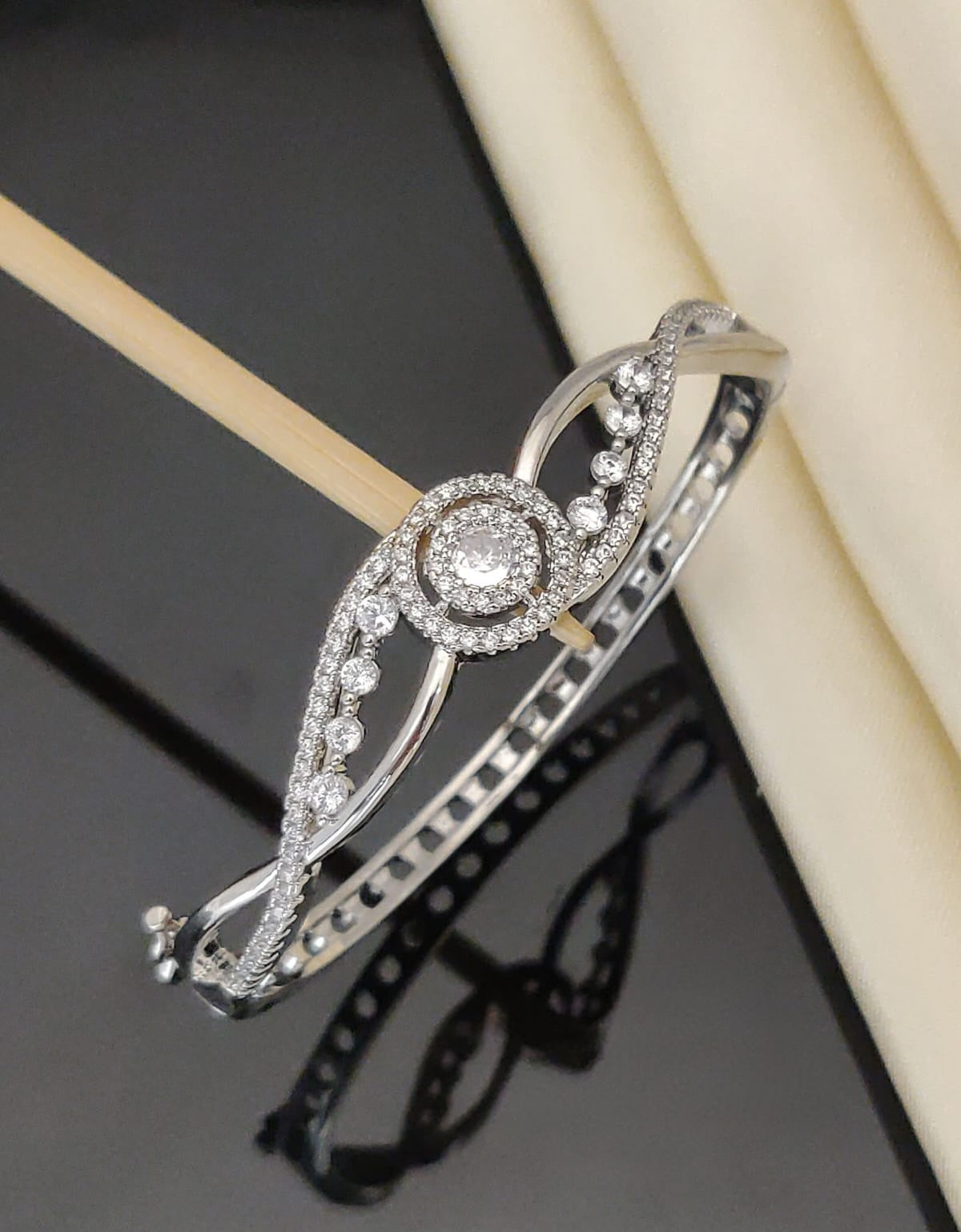 Silver Swirl Halo Crystal Openable Bracelet