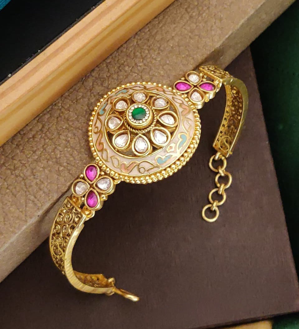 Ivory Kundan Circle Statement Bracelet