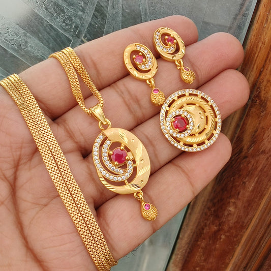 Traditional Gold Finish Jewelry Set