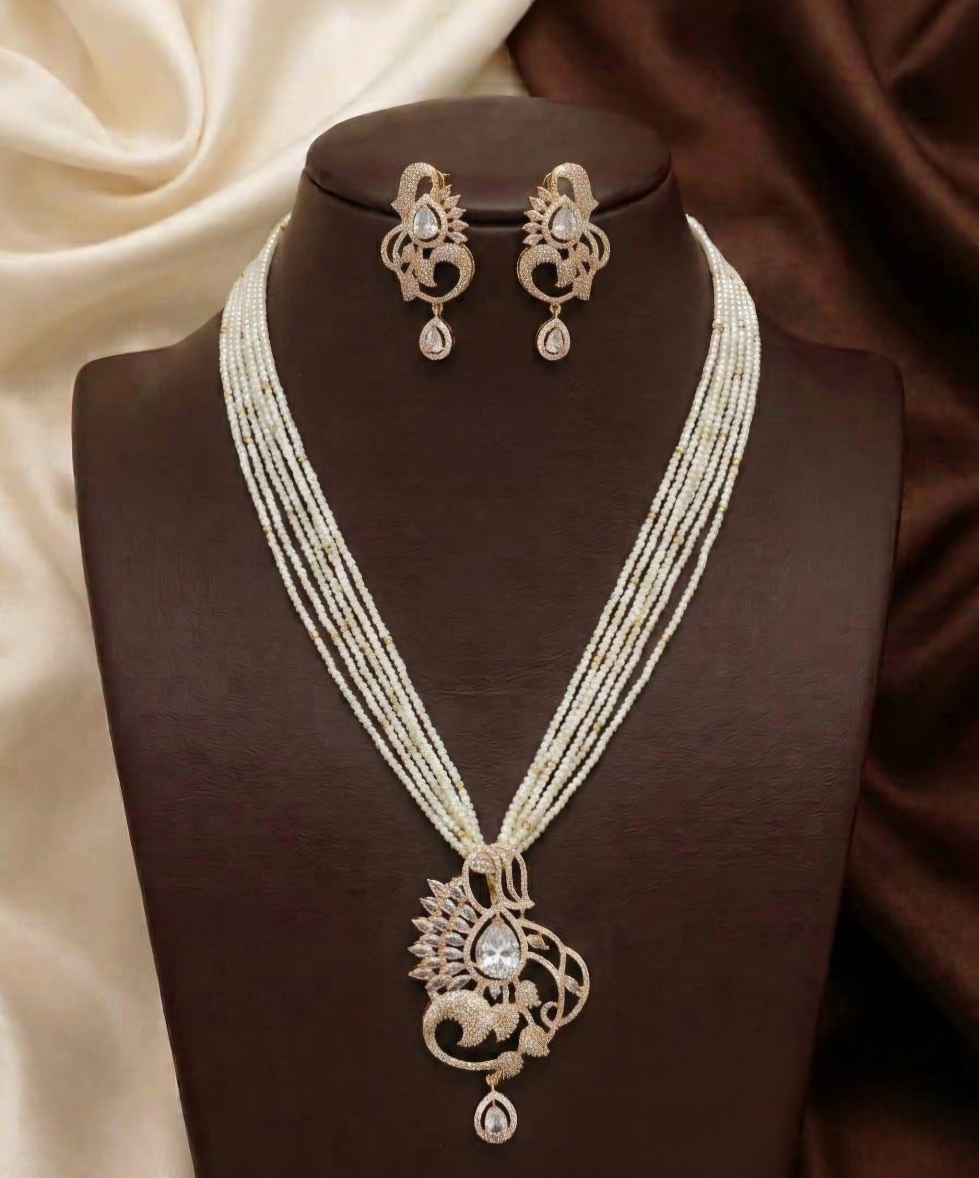 Ivory Pearl Peacock Pendant Set