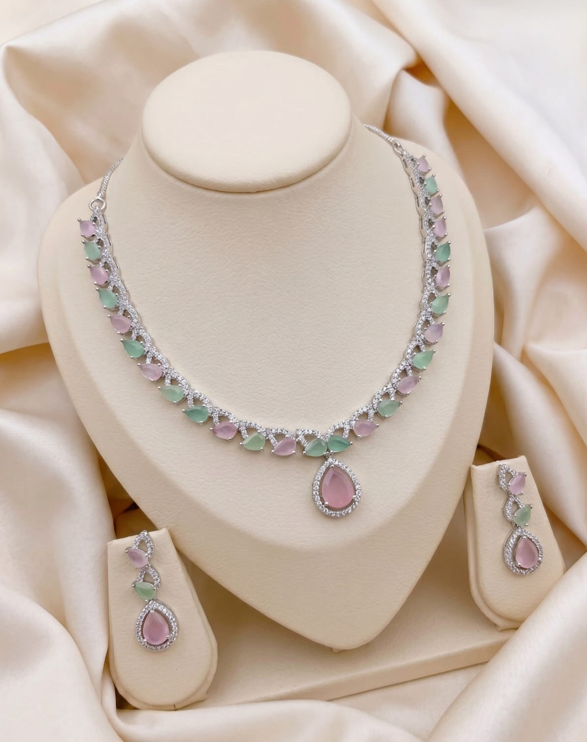 Pastel Mint Pink Crystal Necklace Set