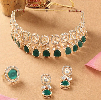 Green Kundan Jewelry Set in Gold Tone