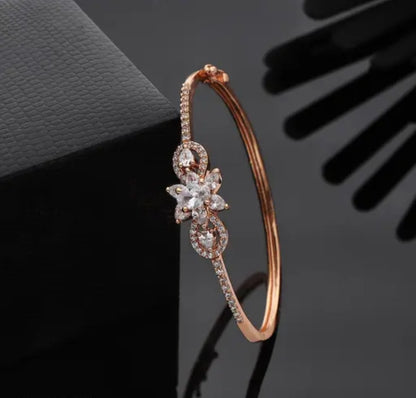 Floral Crystal Openable Bracelet